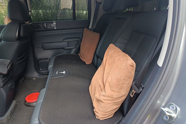 Used Formula Leopard 5 2023 Explore Edition Left Rear Seat