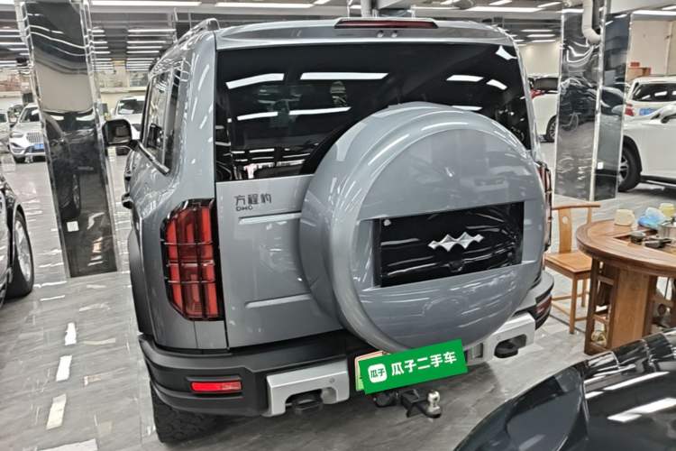 Used Formula Leopard 5 2023 Navigator Edition Rear