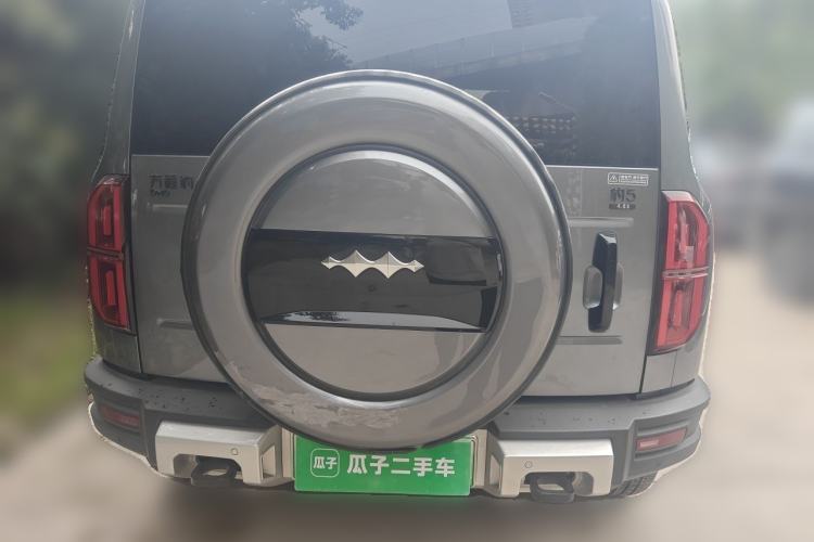 Used Formula Leopard 5 2023 Navigator Edition Rear