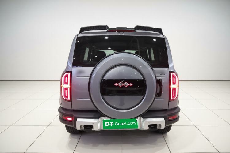 Used Formula Leopard 5 2023 Explore Edition Rear