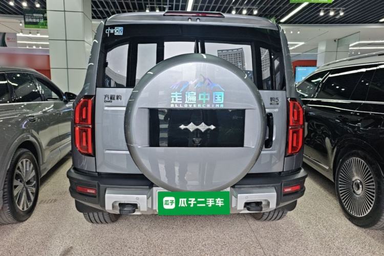 Used Formula Leopard 5 2023 Navigator Edition Rear