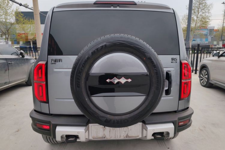 Used Formula Leopard 5 2023 Navigator Edition Rear