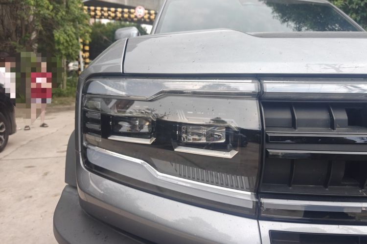 Used Formula Leopard 5 2023 Navigator Edition Right Front Headlight