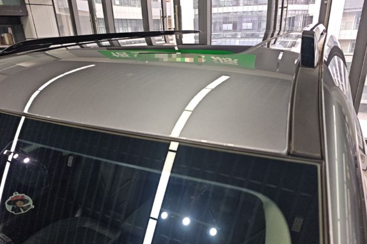 Used Formula Leopard 5 2023 Navigator Edition Roof