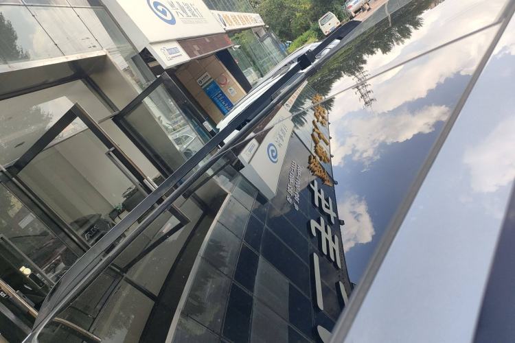 Used Formula Leopard 5 2023 Navigator Edition Roof