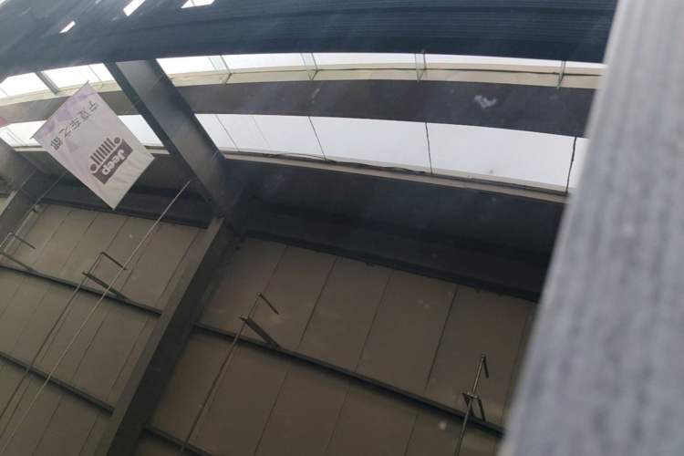 Used Formula Leopard 5 2023 Navigator Edition Roof
