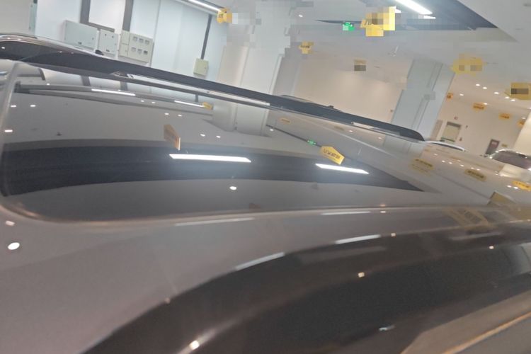 Used Formula Leopard 5 2023 Navigator Edition Roof