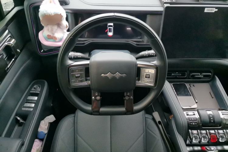 Used Formula Leopard 5 2023 Explore Edition Steering Wheel
