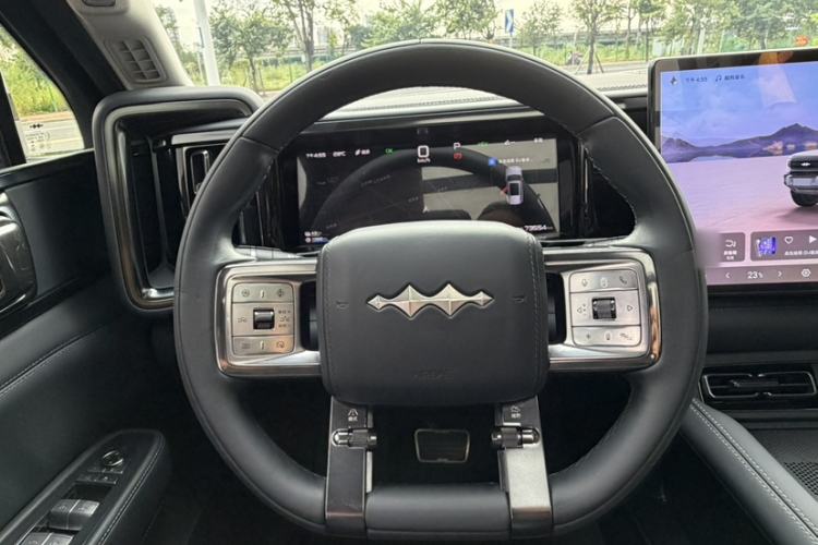 Used Formula Leopard 5 2023 Navigator Edition Steering Wheel
