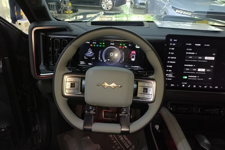 Used Formula Leopard 5 2023 Navigator Edition Steering Wheel
