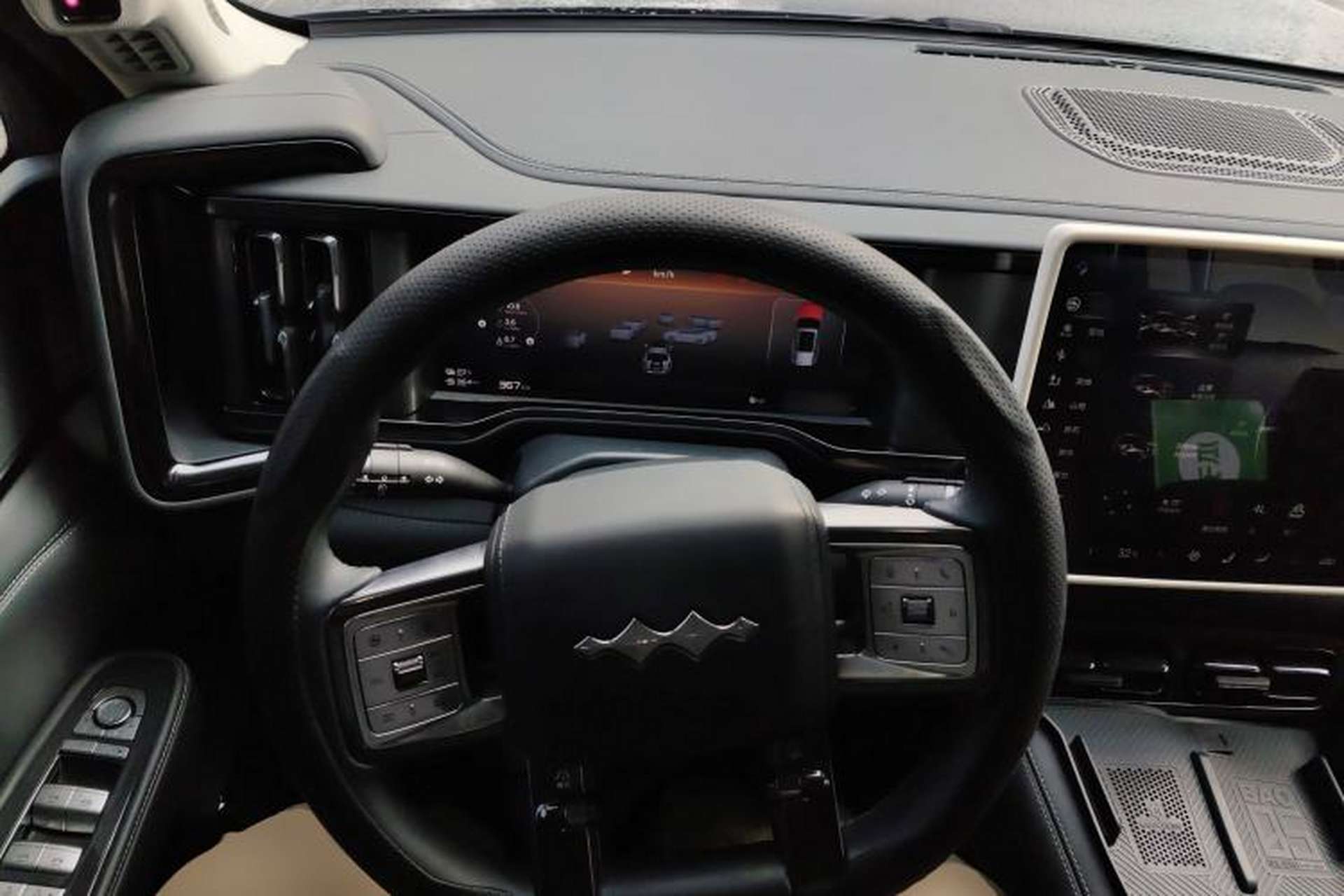 Used Formula Leopard 5 2023 Explore Edition Steering Wheel