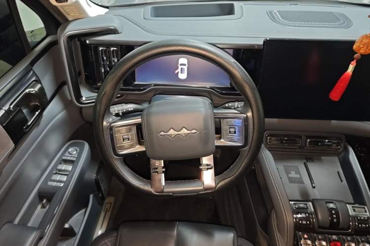 Used Formula Leopard 5 2023 Navigator Edition Steering Wheel