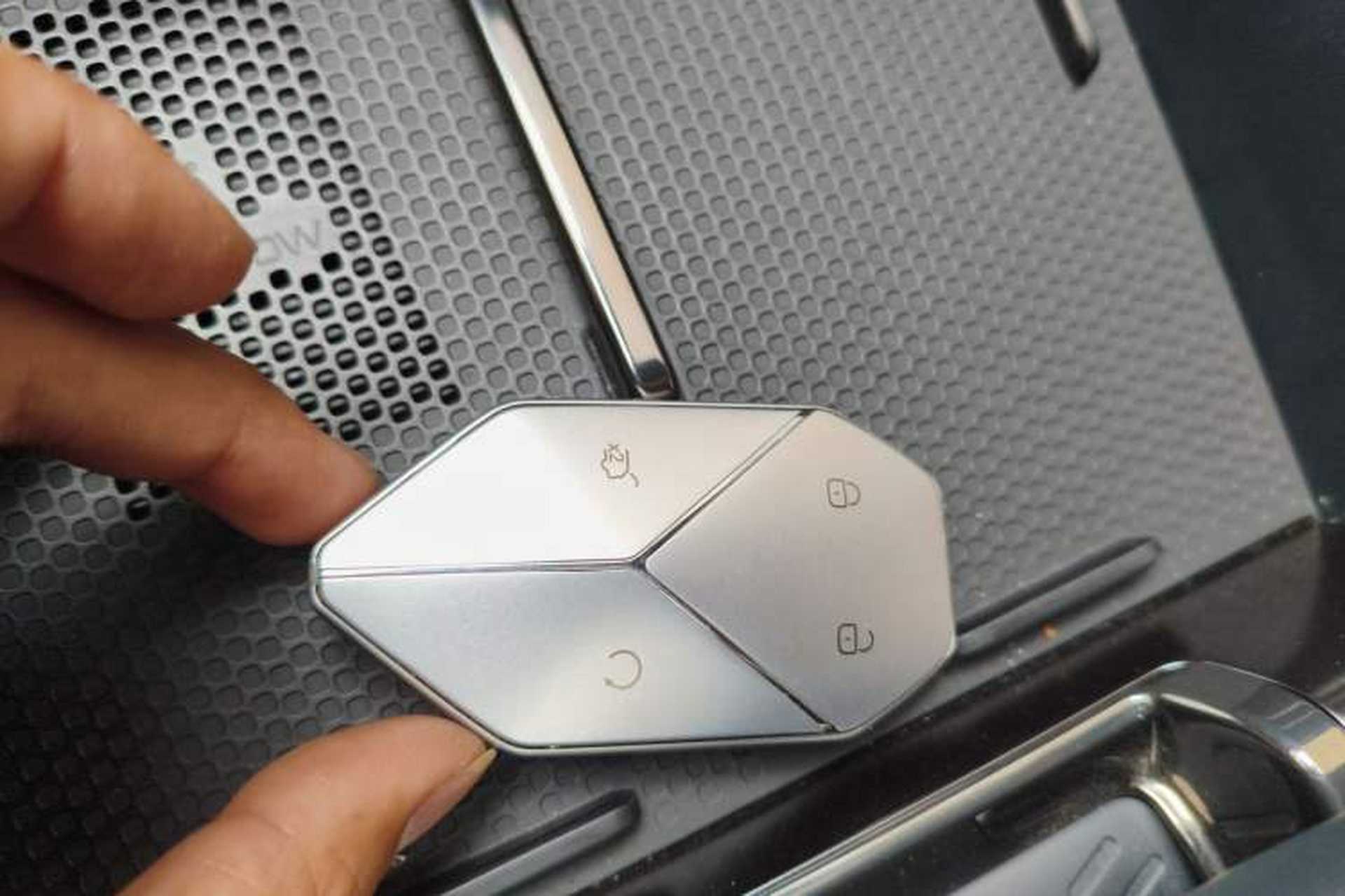 Used Formula Leopard 5 2023 Navigator Edition Vehicle Key