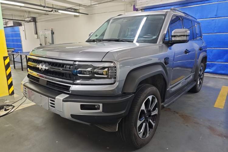 Used Formula Leopard 5 2023 Navigator Edition Guazi used car, China used car export, Used car for sale, Used cars, Cheapest cars for sale