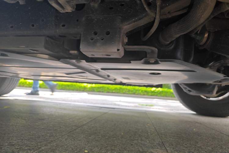 Used Formula Leopard 5 2023 Explore Edition Chassis Rear Left