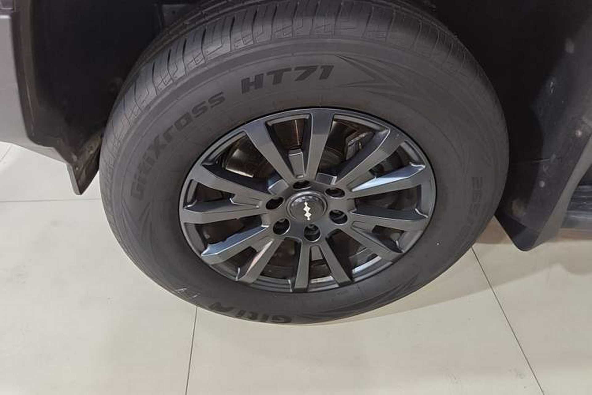 Used Formula Leopard 5 2023 Explore Edition Exterior 4