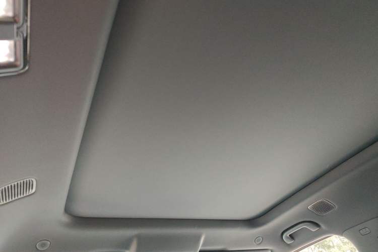 Used Formula Leopard 5 2023 Explore Edition Headliner