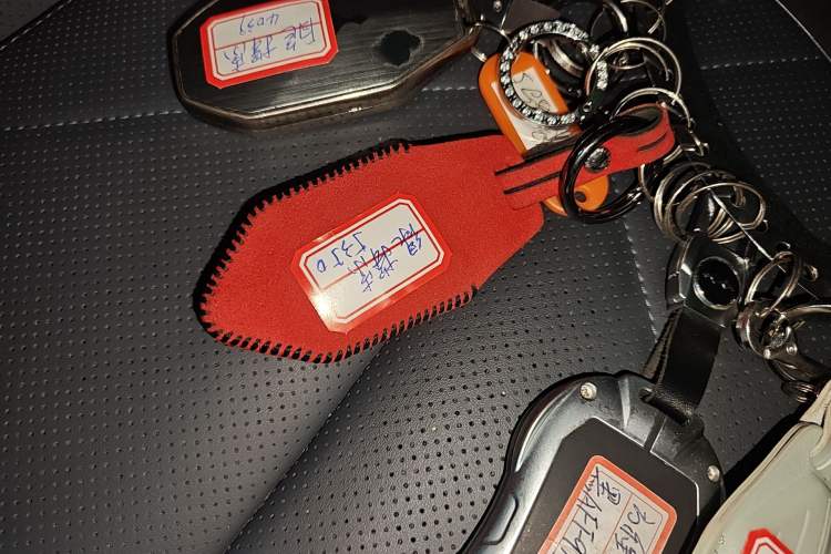 Used Formula Leopard 5 2023 Explore Edition Interior 1