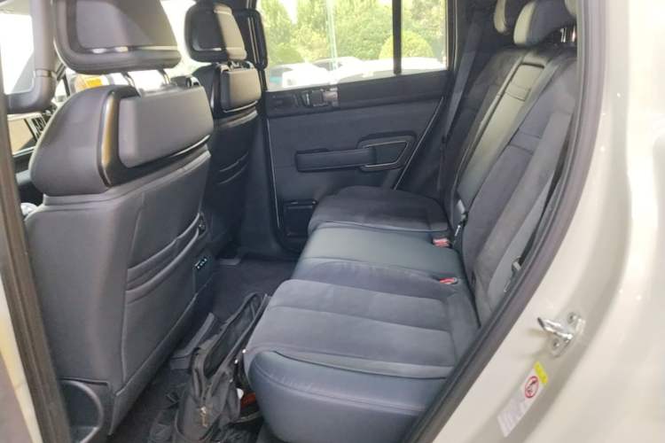 Used Formula Leopard 5 2023 Cloud Ride Flagship Edition Left Rear Seat