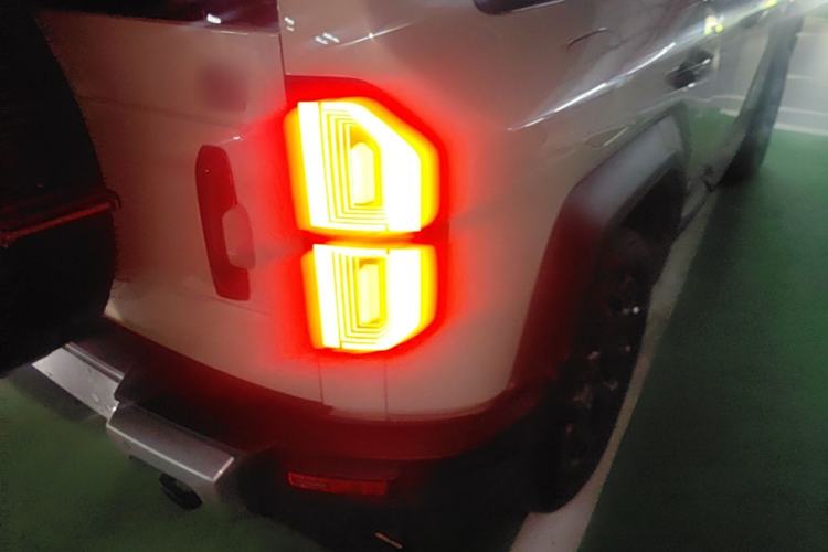Used Formula Leopard 5 2023 Cloud Ride Flagship Edition Right Rear Taillight