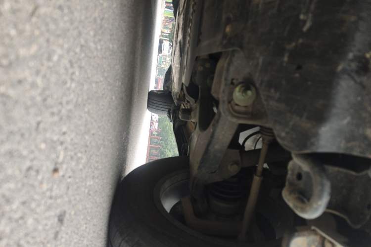 Used Formula Leopard 5 2023 Navigator Edition Chassis Front Left