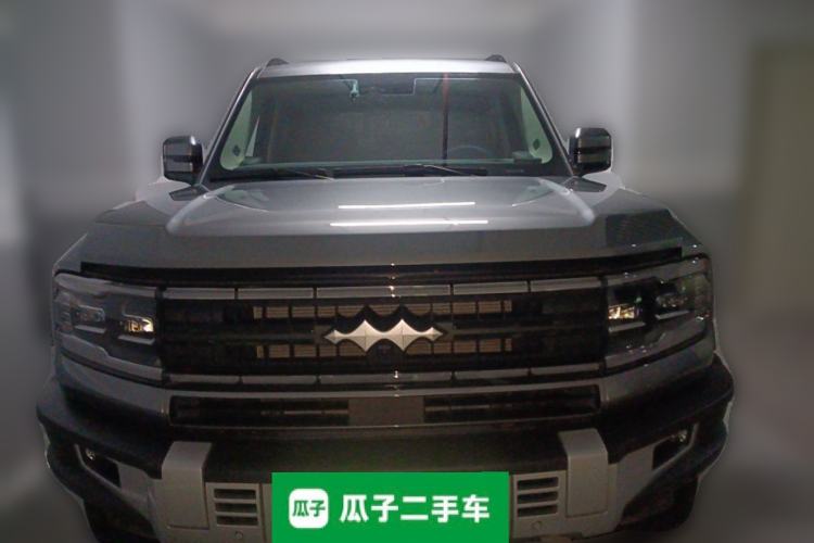 Used Formula Leopard 5 2023 Navigator Edition Exterior 1