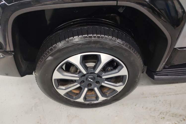 Used Formula Leopard 5 2023 Navigator Edition Exterior 8