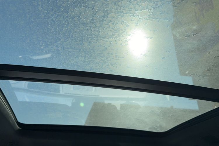 Used Formula Leopard 5 2023 Navigator Edition Headliner