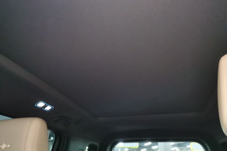Used Formula Leopard 5 2023 Explore Edition Headliner