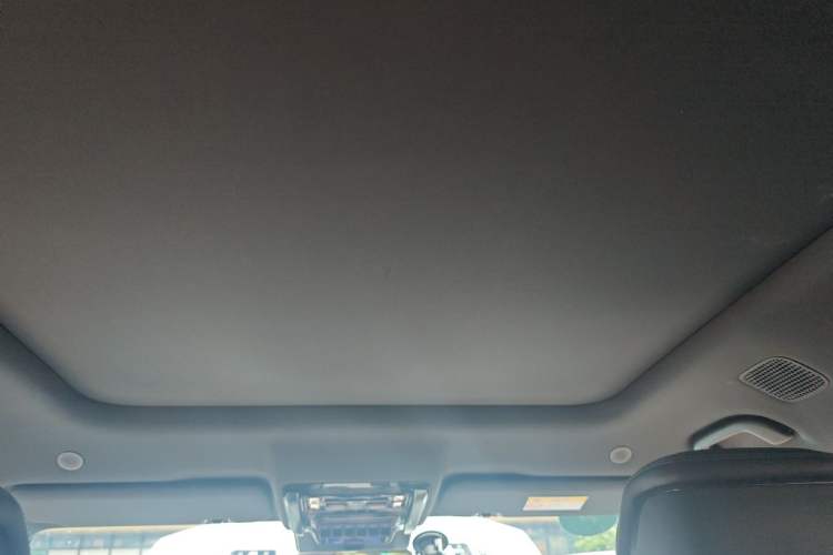 Used Formula Leopard 5 2023 Navigator Edition Headliner