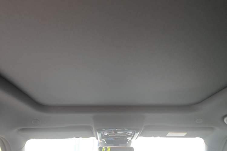 Used Formula Leopard 5 2023 Navigator Edition Headliner