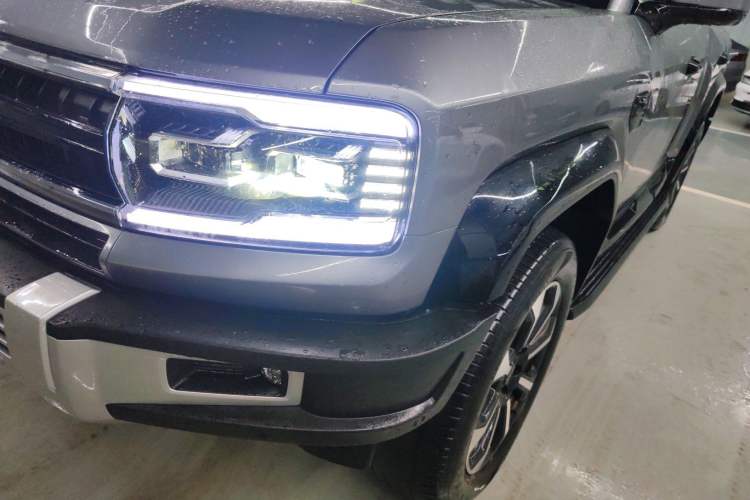 Used Formula Leopard 5 2023 Navigator Edition Left Front Headlight