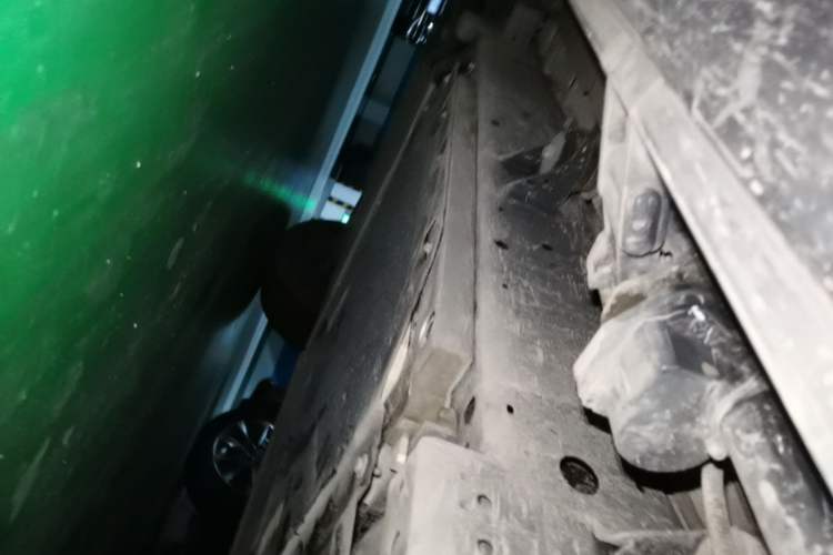 Used Formula Leopard 5 2023 Navigator Edition Left Side Sill