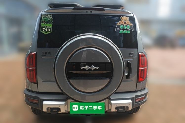 Used Formula Leopard 5 2023 Navigator Edition Rear