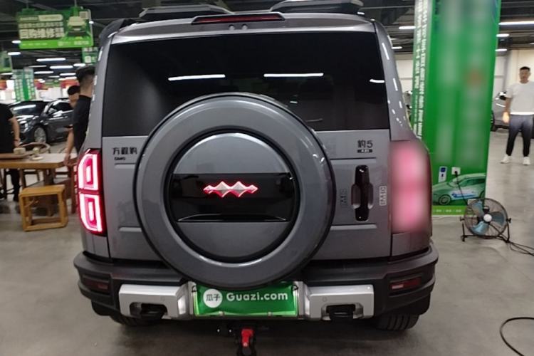 Used Formula Leopard 5 2023 Navigator Edition Rear
