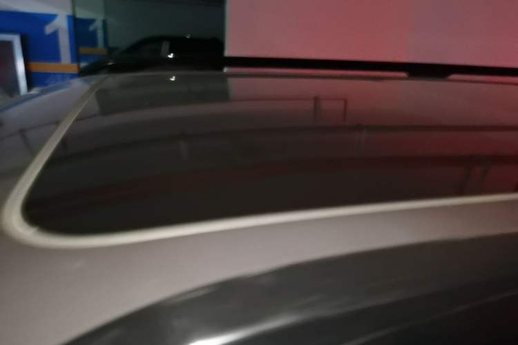 Used Formula Leopard 5 2023 Navigator Edition Roof