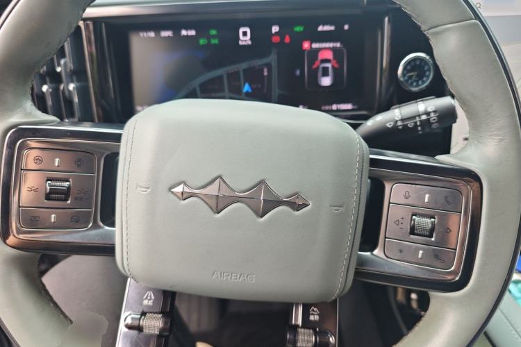 Used Formula Leopard 5 2023 Navigator Edition Steering Wheel