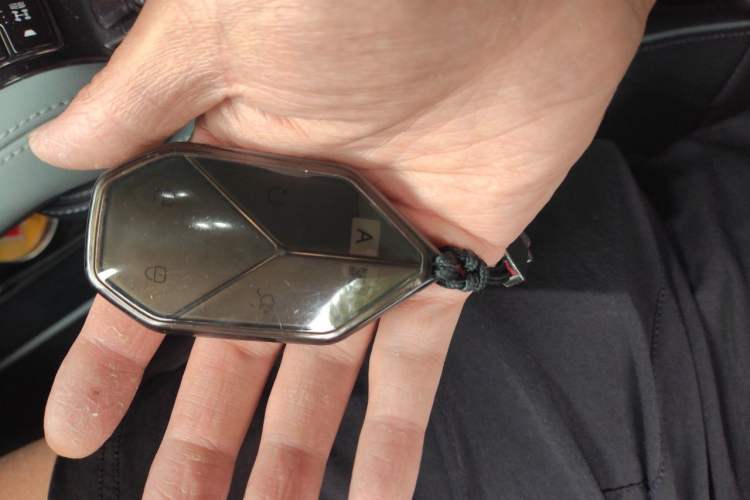 Used Formula Leopard 5 2023 Cloud Ride Flagship Edition Vehicle Key