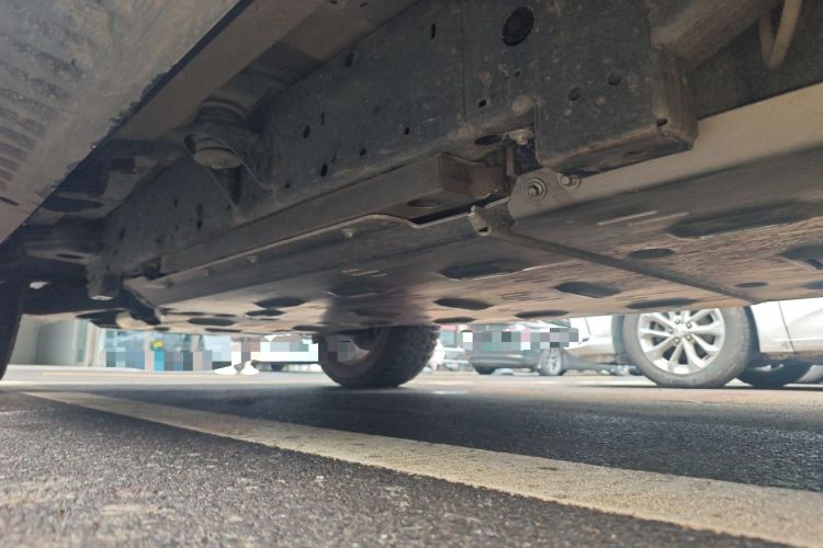 Used Formula Leopard 5 2023 Navigator Edition Chassis Rear Left