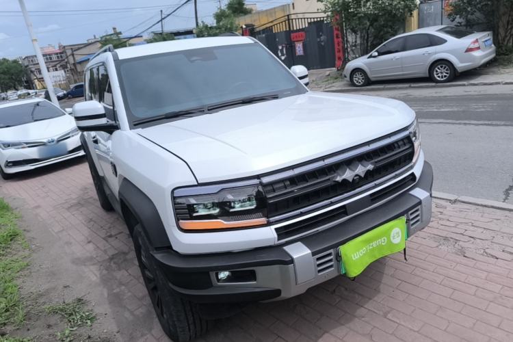 Used Formula Leopard 5 2023 Navigator Edition Exterior 1
