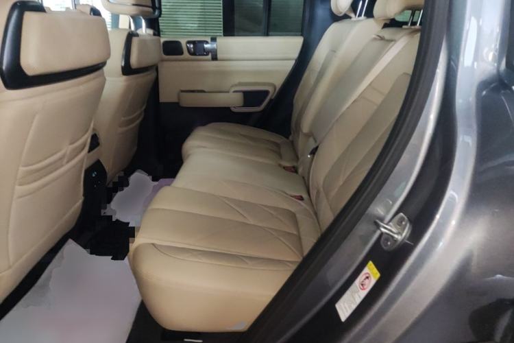 Used Formula Leopard 5 2023 Navigator Edition Left Rear Seat