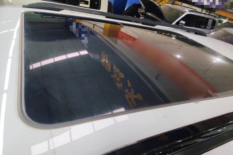 Used Formula Leopard 5 2023 Navigator Edition Roof