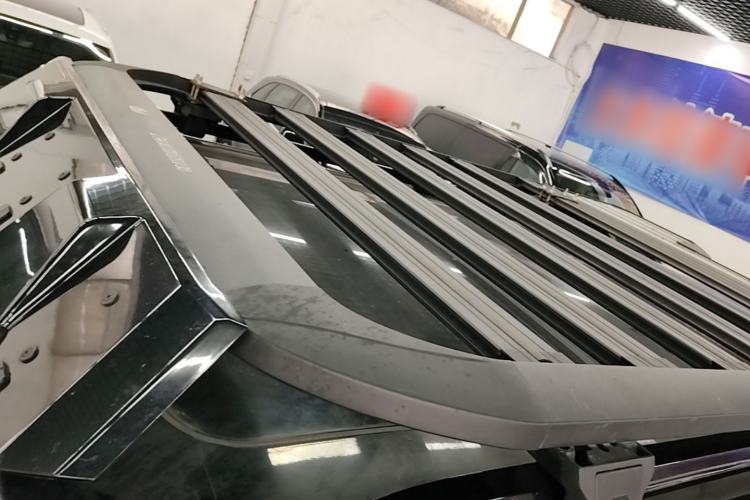 Used Formula Leopard 5 2023 Cloud Ride Flagship Edition Roof