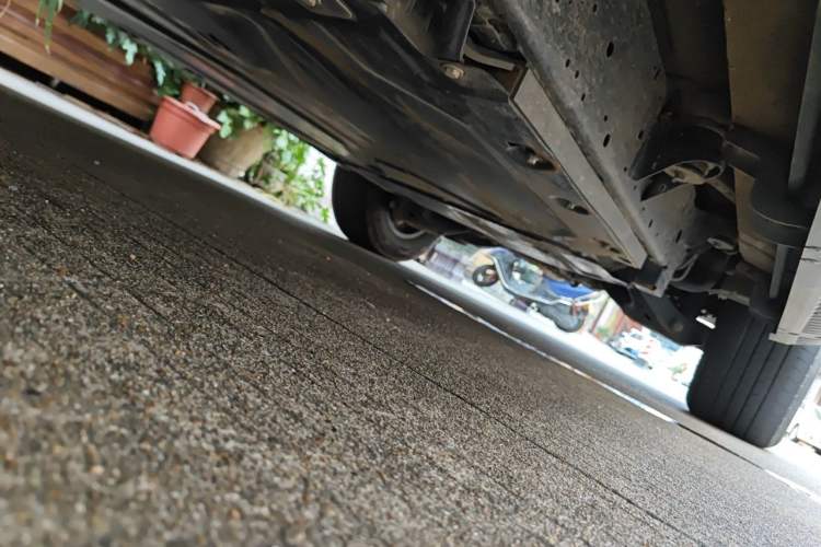 Used Formula Leopard 5 2023 Navigator Edition Chassis Front Left