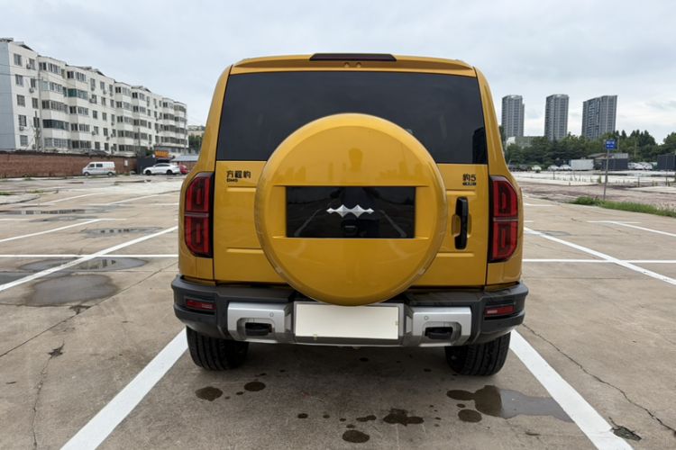 Used Formula Leopard 5 2023 Navigator Edition Exterior 4