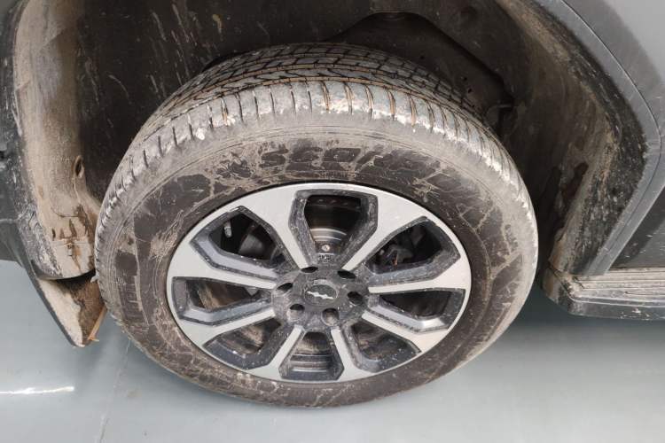 Used Formula Leopard 5 2023 Navigator Edition Exterior 8