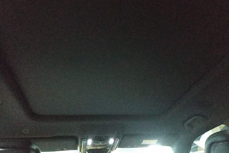 Used Formula Leopard 5 2023 Navigator Edition Headliner