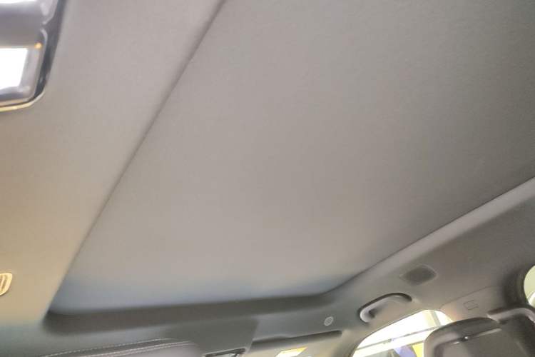 Used Formula Leopard 5 2023 Navigator Edition Headliner