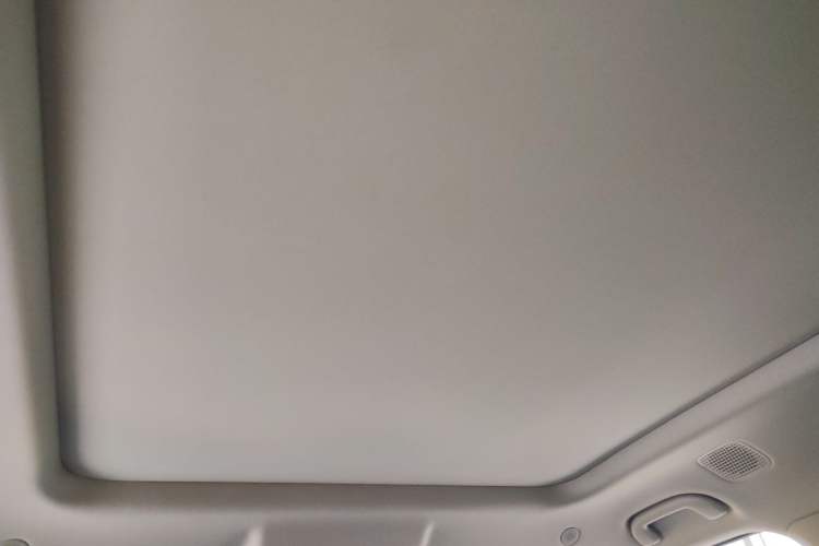 Used Formula Leopard 5 2023 Navigator Edition Headliner