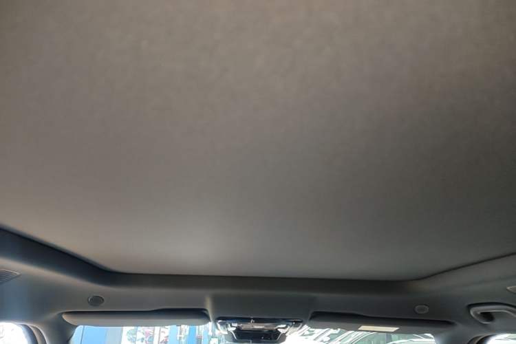 Used Formula Leopard 5 2023 Navigator Edition Headliner